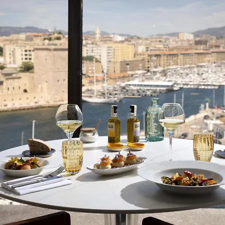 Sofitel Vieux-port Hotel